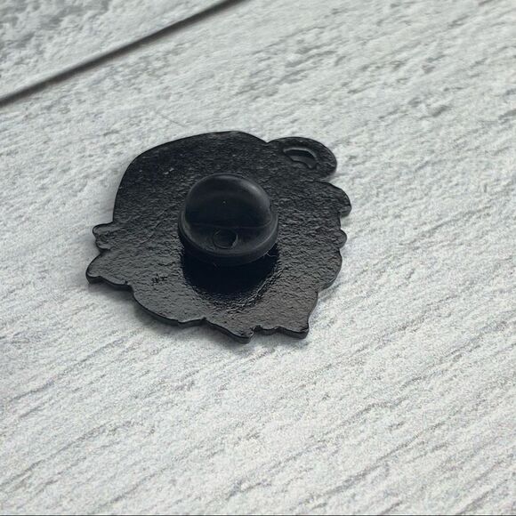 Cup O’ Hedgehogs Enamel Pin/ Brooch Lapel - Picture 4 of 6